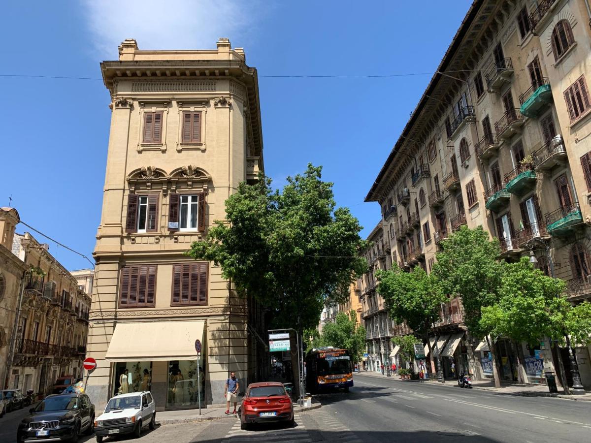 Due Cani Palermo Bagian luar foto